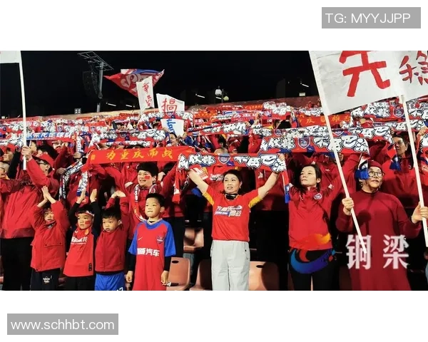 重庆足球队灵活性引发热议球迷与专家观点交锋探讨球队未来发展方向