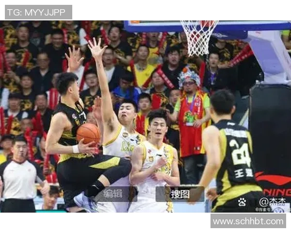 广州足球队荣登足球力量排行榜第二名展现强大实力与潜力 广州足球队荣登足球力量排行榜第二名展现强大实力与潜力